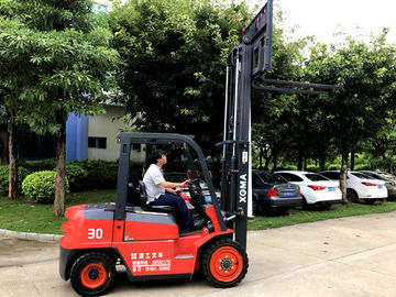 Anti Slip 3 Tahap Mast Forklift, Mesin Diesel XinChai High Reach Forklift