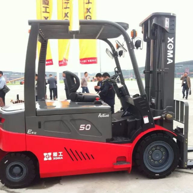 3t 4 2t Forklift Pembakaran Internal Dengan Diesel Mitsubishi Hydraulic Pump